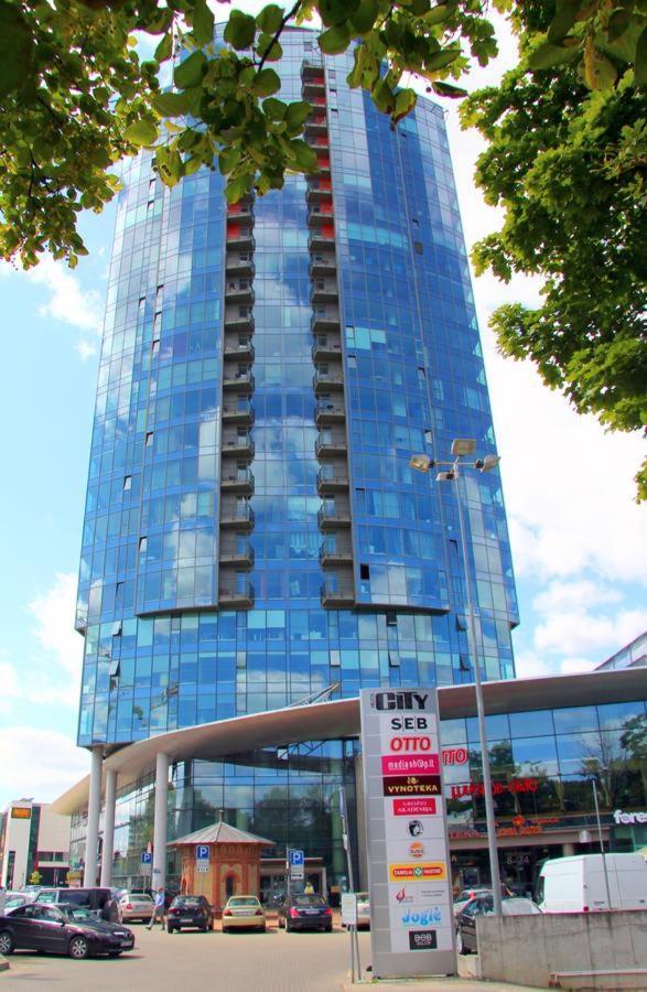 Helios Luxury Apartment In Vilnius Skyscraper Dış mekan fotoğraf